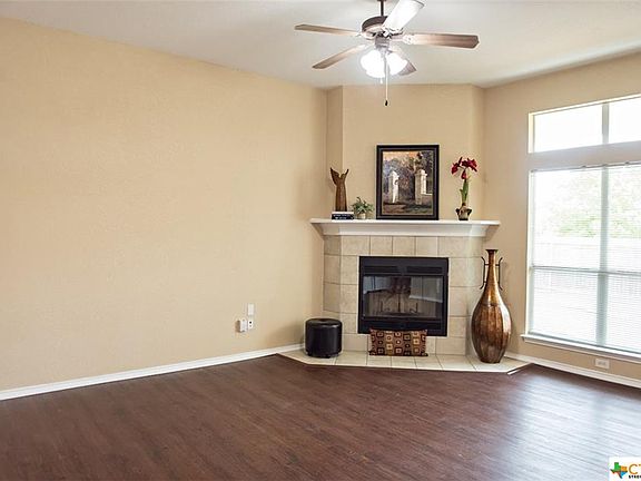 3rd image of 1021 Westway Dr