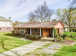 16 Mango Rd NE, Rome, GA 30161