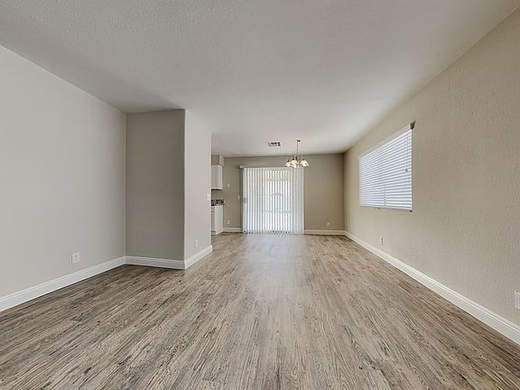 5th image of 8116 Hydra Ln