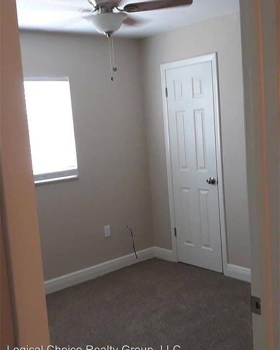 1st image of 3 E Clermont Ct