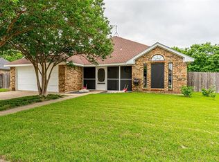 103 Brandy Ln, Waxahachie, TX 75165