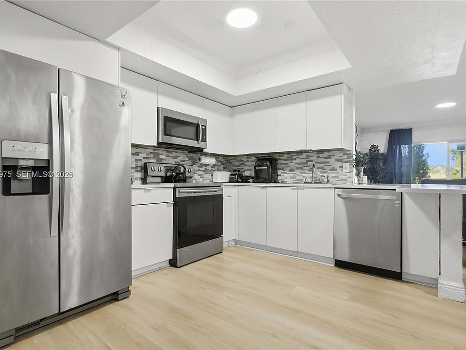 1st image of 5850 NW 57th Ave APT 3