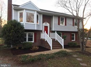 300 Burr Dr, Ruther Glen, VA 22546