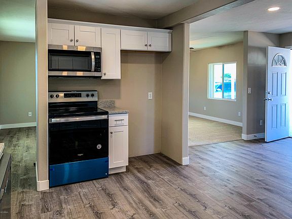 5th image of 10091 N Battleford Dr