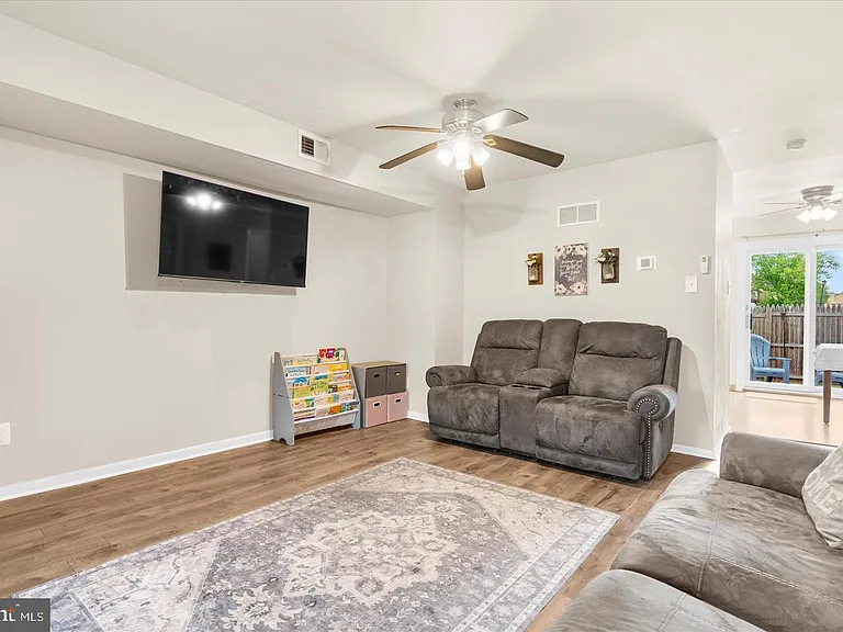 1802 Walnut Ridge Est — Photo 7