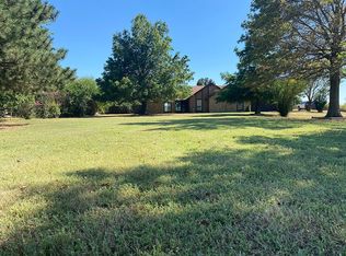 5317 W Southgate Rd, Enid, OK 73703
