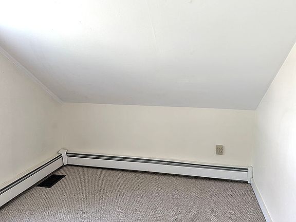 5th image of 32 Nichols St #6