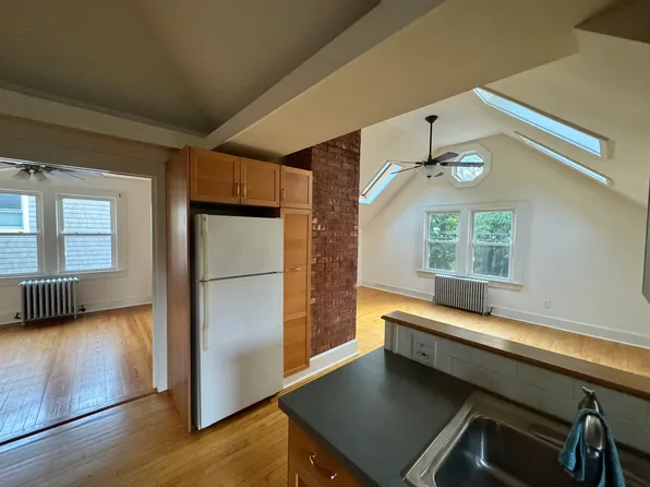 (undisclosed Address), Huntington, NY 11743