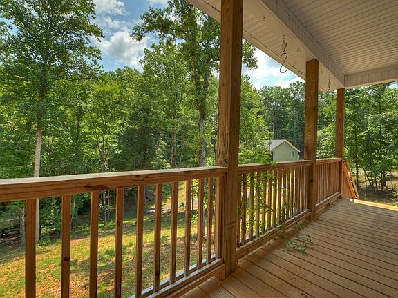 5th image of 607 Satsuma Ct S