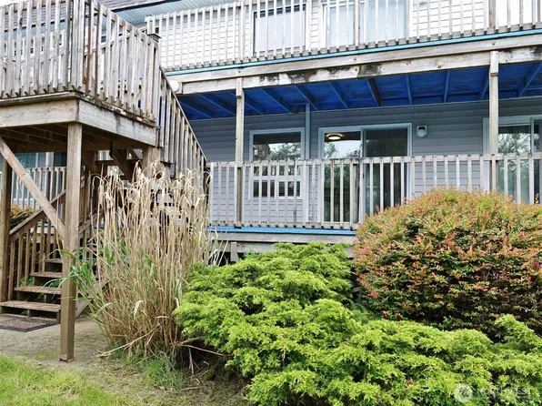 865 Cuddy Court NW #106, Ocean Shores, WA 98569