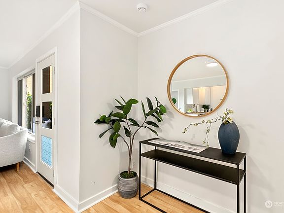 3rd image of 330 W Olympic Place #107