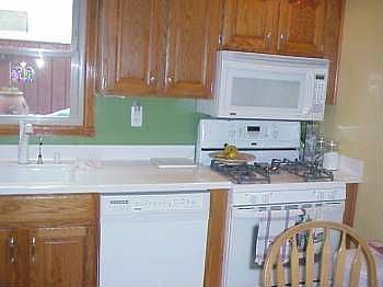 1st image of 8 Benton Ct