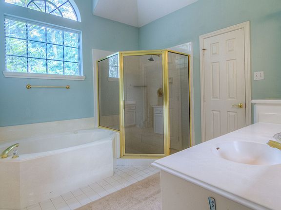 2nd image of 6824 Queensclub Dr