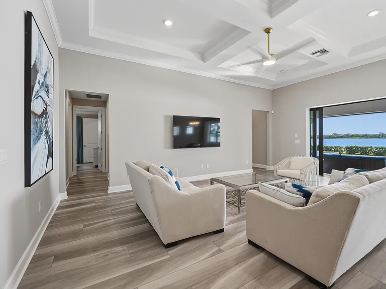7849 Mainsail Ln — Photo 21