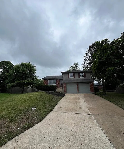 10729 McGee St — Photo 2