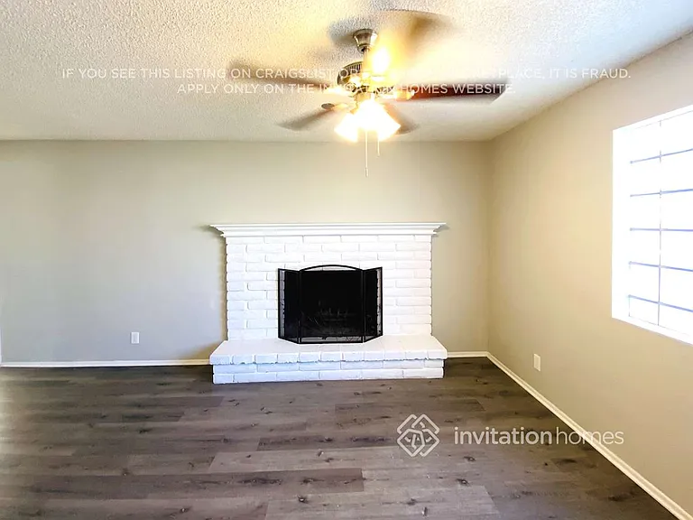 701 N Comanche Dr — Photo 4
