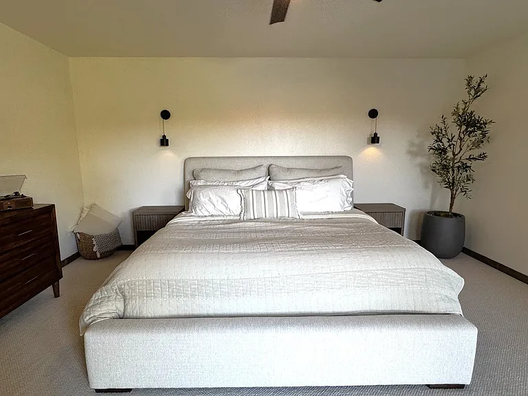 42755 Santiago Pl — Photo 12