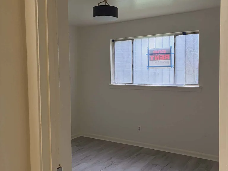 629 Rainbow Dr — Photo 5
