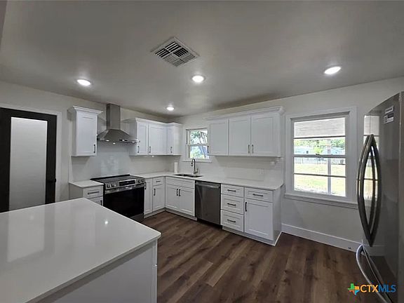 5th image of 1810 S 49th St