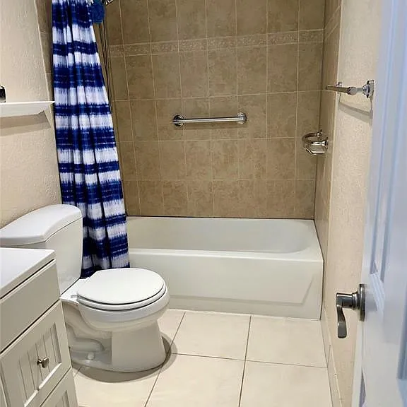 2190 SE 5th St #3-B — Photo 8