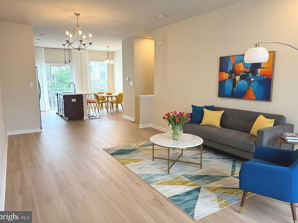 1st image of 13263 Orsay St #607