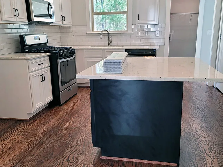 400 Hamilton Pl — Photo 7