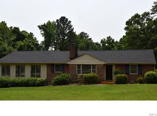 8199 Elm Dr, Mechanicsville, VA 23111