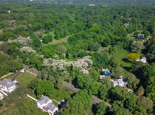 3377 Congress St, Fairfield, CT 06824