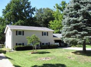 308 N West St, Hudson, IL 61748