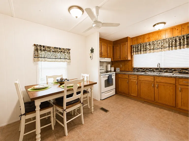 120 Boca Raton Rd — Photo 10