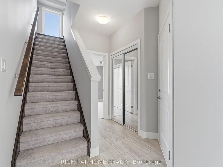 2060 Meadowgate Blvd #10 — Photo 11