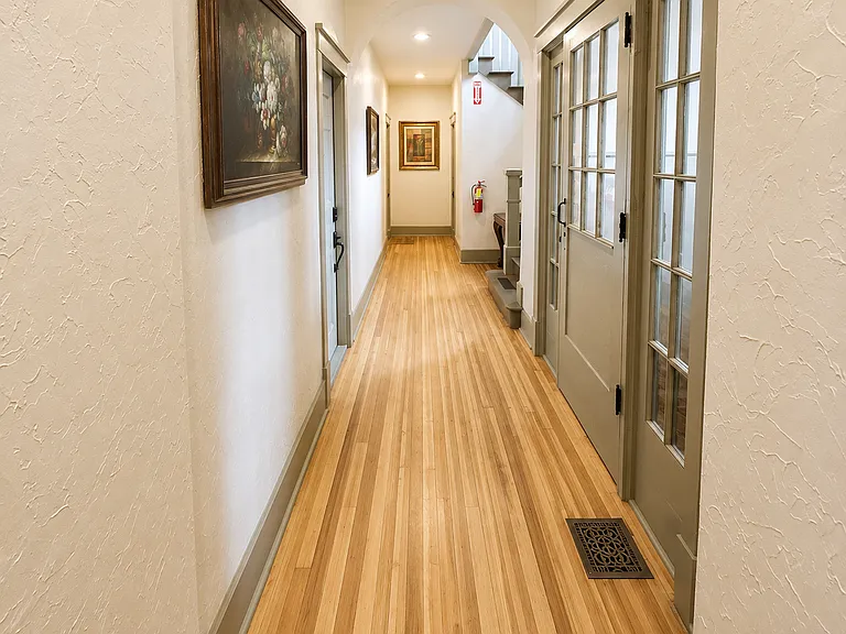 1000 Carteret Ave #4 — Photo 8
