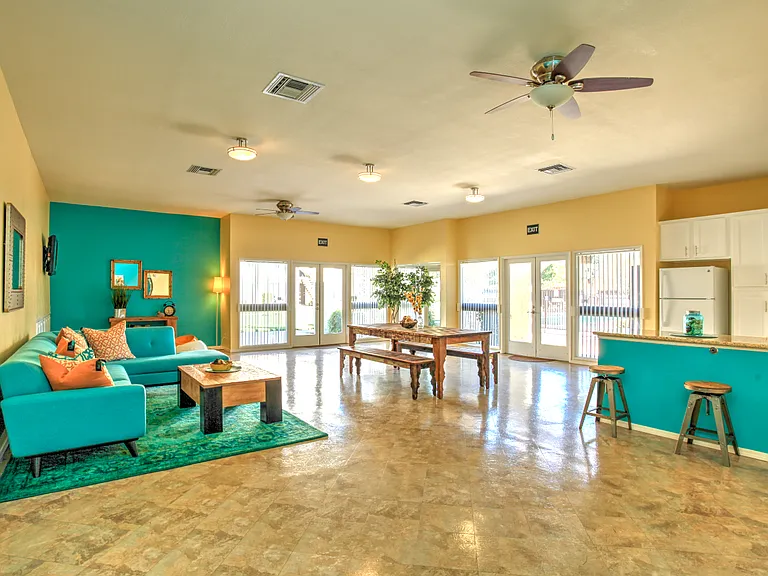 Shadow Mountain Apartments — Photo 51