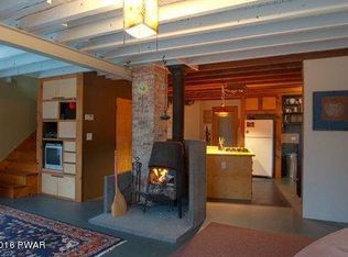 579 Stark Rd, Union Dale, PA 18470