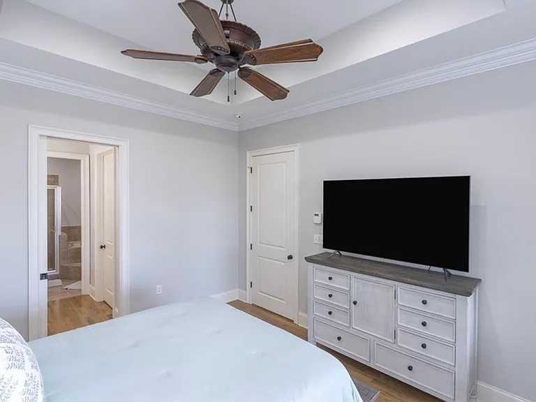 122 Regatta Dr — Photo 6