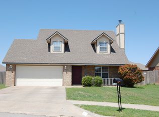 4509 SW Wendy Dr, Lawton, OK 73505