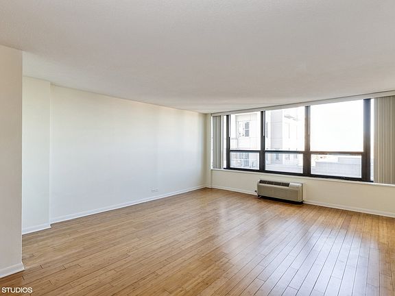2nd image of 5100 N Marine Dr APT 6K