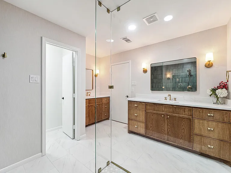 7715 Twin Hills Dr — Photo 29