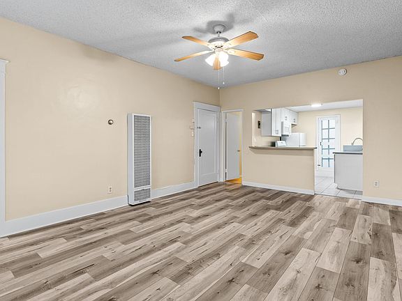 3rd image of 119 Orange Ave APT 3