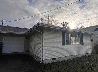 2025 & 2035 S 5th St, Lebanon, OR 97355