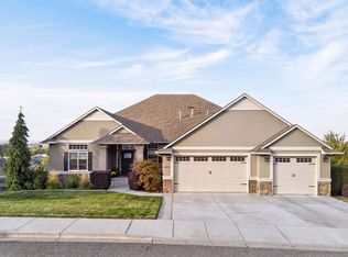 2410 W 51st Ave, Kennewick, WA 99337