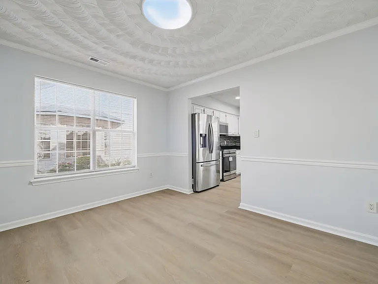 1578 Winthrope Dr — Photo 11