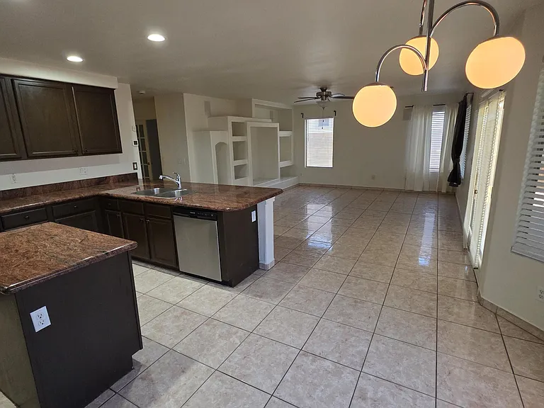 20608 N 74th Ln — Photo 17
