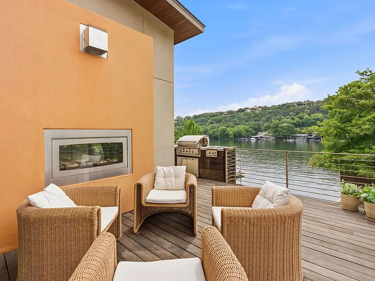3605 Robbins Rd — Photo 24