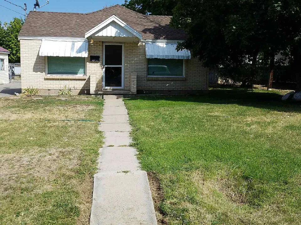 218 N 5th St