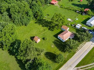 423 Feed Store Rd, Spencer, TN 38585