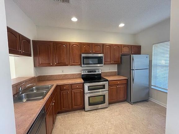 4th image of 5219 Palmbrooke Cir #1