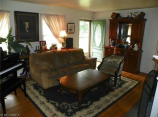 5850 Richmond Rd, Bedford, OH 44146