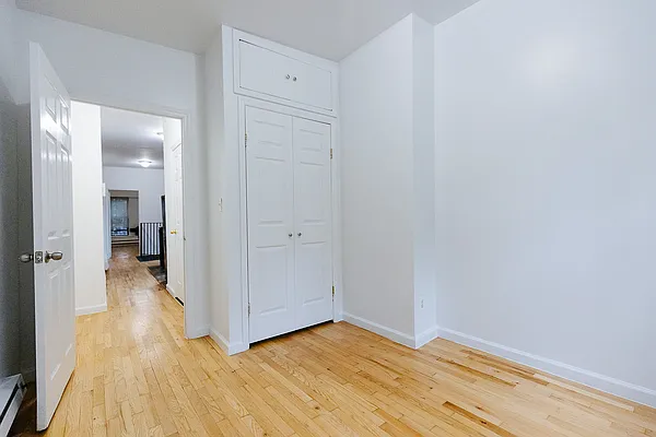 Rented by Avenues Real Estate | media 51