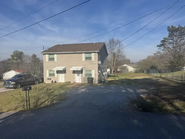 101 Hill Rd, Dickson, TN 37055